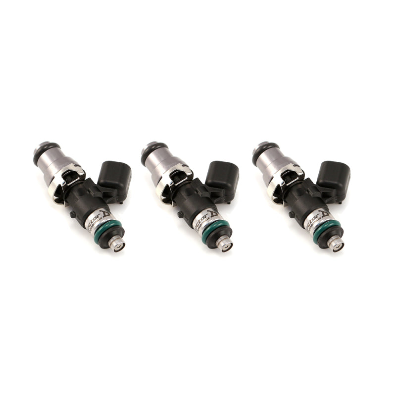 Injector Dynamics 2600-XDS fuel injectors, set of three, side view showing electrical connectors and o-rings