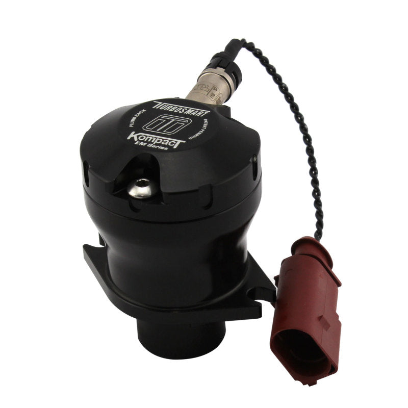 Turbosmart BOV Kompact EM plumb back valve, black body with mounting flange and red connector
