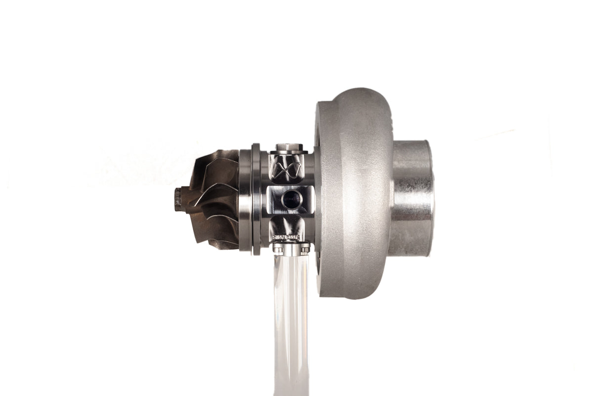 Xona XR 7164S X2C turbo, side view showing compressor wheel, housing and shaft assembly detail