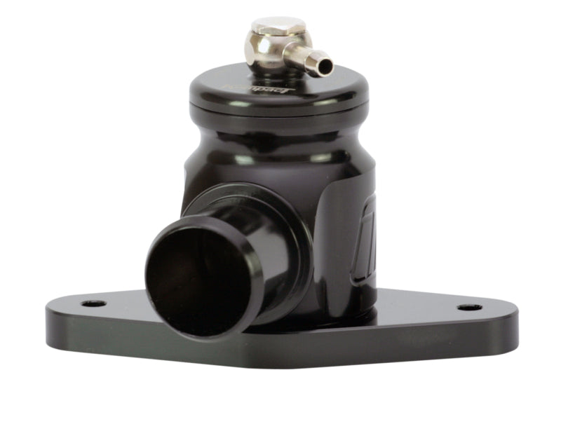 Turbosmart Kompact BOV plumb back for Subaru WRX, black anodized body with mounting flange and side outlet, front angle view